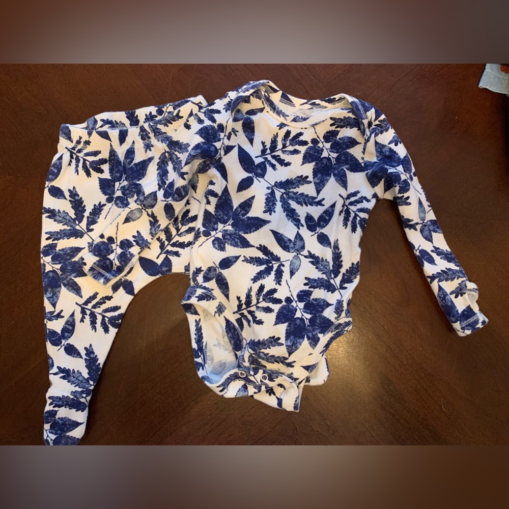 3-6 month matching set